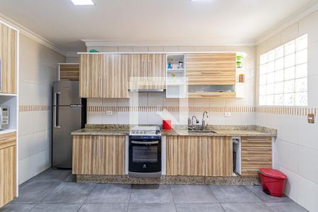 Casa à venda com 270m², 3 quartos e 3 vagas Casa à venda com 270m², 3 quartos e 3 vagasCozinha