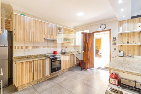 Casa à venda com 270m², 3 quartos e 3 vagas Casa à venda com 270m², 3 quartos e 3 vagasCozinha