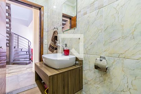 Casa à venda com 270m², 3 quartos e 3 vagas Casa à venda com 270m², 3 quartos e 3 vagasLavabo