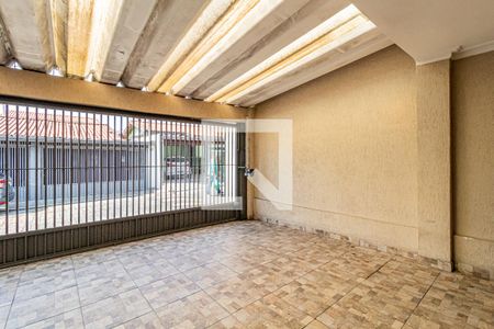 Casa à venda com 270m², 3 quartos e 3 vagas Casa à venda com 270m², 3 quartos e 3 vagasGaragem