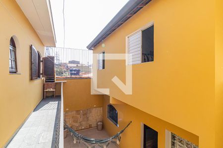 Casa à venda com 270m², 3 quartos e 3 vagas Casa à venda com 270m², 3 quartos e 3 vagasEdícula - Varanda