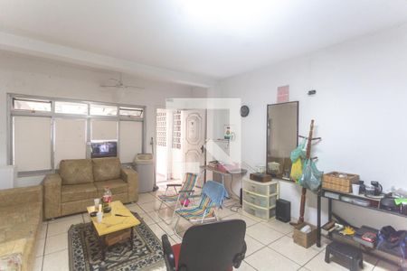 Sala de estar de casa à venda com 2 quartos, 130m² em Jardim do Mar, São Bernardo do Campo