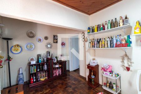 Casa à venda com 280m², 3 quartos e 3 vagasEscritório