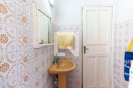 Casa à venda com 280m², 3 quartos e 3 vagasBanheiro 2