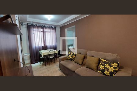 Sala de apartamento para alugar com 2 quartos, 51m² em Jardim Ipanema, Santo André