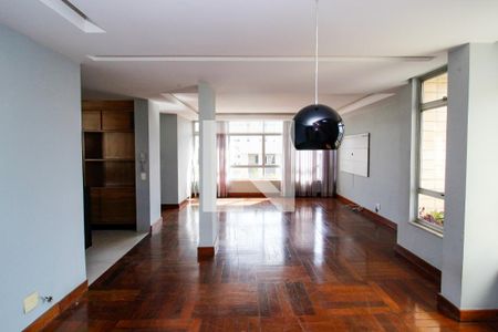 Sala de apartamento à venda com 4 quartos, 186m² em Santo Antônio, Belo Horizonte