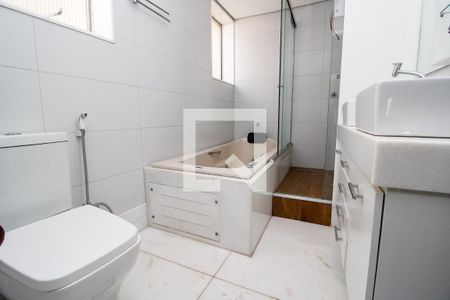 Apartamento à venda com 186m², 4 quartos e 2 vagasBanheiro Suite 2