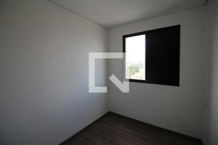 Quarto 1 de apartamento para alugar com 2 quartos, 42m² em Vila Granada, São Paulo