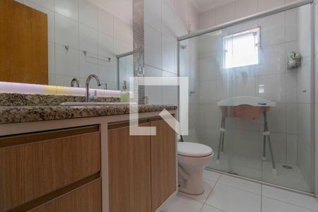 Casa à venda com 150m², 3 quartos e 4 vagas Casa à venda com 150m², 3 quartos e 4 vagasBanheiro Suíte 1