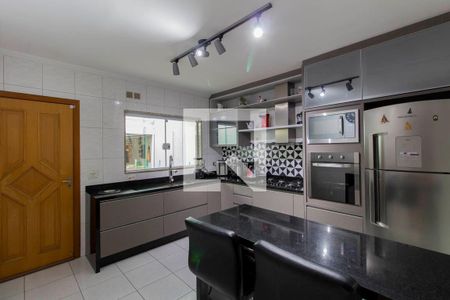 Casa à venda com 150m², 3 quartos e 4 vagas Casa à venda com 150m², 3 quartos e 4 vagasCozinha