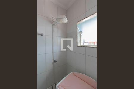 Casa à venda com 150m², 3 quartos e 4 vagas Casa à venda com 150m², 3 quartos e 4 vagasBanheiro Suíte 1