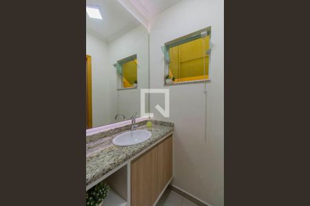 Lavabo de casa à venda com 3 quartos, 150m² em Vila Ré, São Paulo