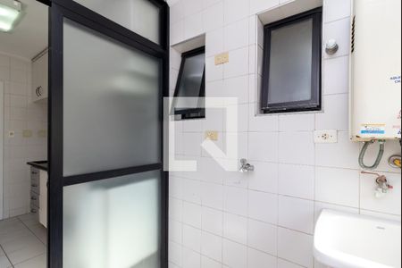 Apartamento à venda com 63m², 3 quartos e 1 vagaÁrea de Serviço