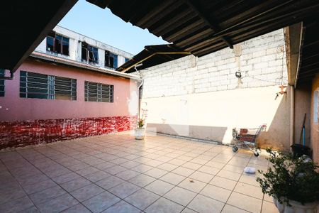 Casa à venda com 243m², 2 quartos e sem vagaQuintal