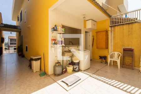 Casa à venda com 107m², 3 quartos e 2 vagasÁrea Externa