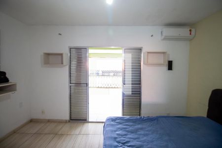 Quarto / Suíte de casa à venda com 3 quartos, 250m² em Parque Cruzeiro do Sul, São Paulo