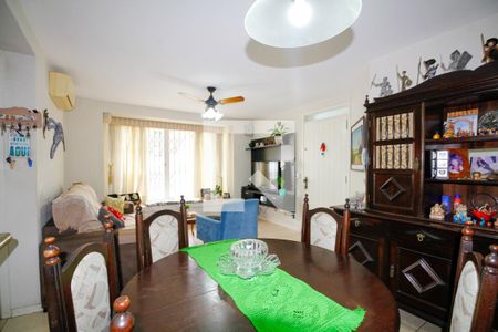 Sala de casa à venda com 3 quartos, 227m² em Santo Antônio, Porto Alegre