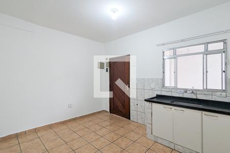 Cozinha de casa para alugar com 1 quarto, 50m² em Taboão, São Bernardo do Campo