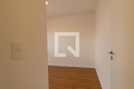 Quarto 1 de apartamento para alugar com 2 quartos, 42m² em Parque Arariba, São Paulo