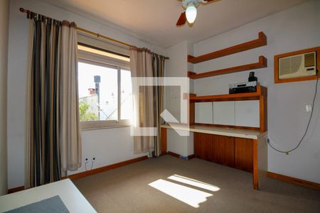 Casa à venda com 235m², 4 quartos e 2 vagasQuarto 1