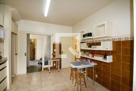 Casa à venda com 235m², 4 quartos e 2 vagasCozinha