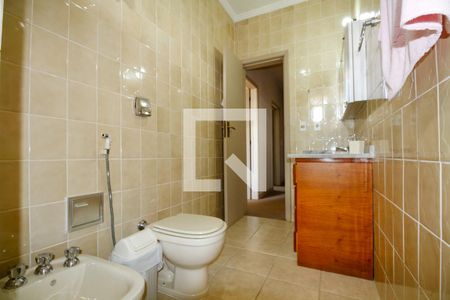 Casa à venda com 235m², 4 quartos e 2 vagasBanheiro Social