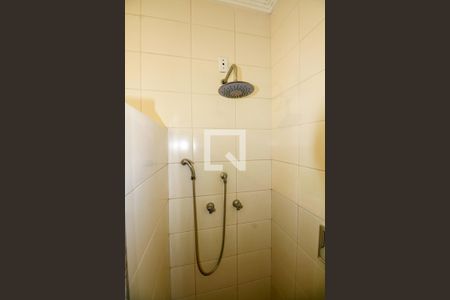 Casa à venda com 235m², 4 quartos e 2 vagasBanheiro da Suíte