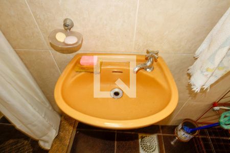 Casa à venda com 235m², 4 quartos e 2 vagasBanheiro de Serviço