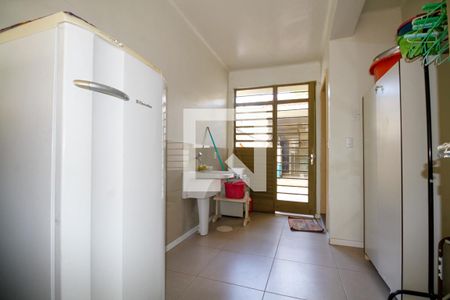 Casa à venda com 235m², 4 quartos e 2 vagasÁrea de Serviço 