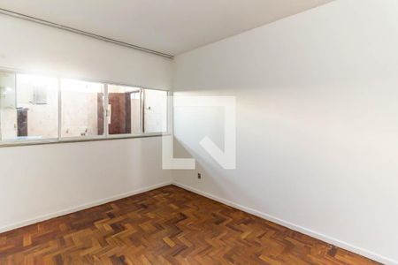 Apartamento à venda com 214m², 4 quartos e 1 vaga Apartamento à venda com 214m², 4 quartos e 1 vagaQuarto 4