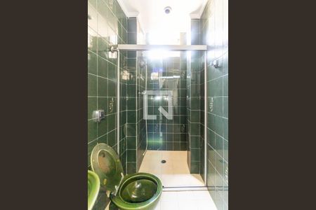 Apartamento à venda com 214m², 4 quartos e 1 vaga Apartamento à venda com 214m², 4 quartos e 1 vagaBanheiro