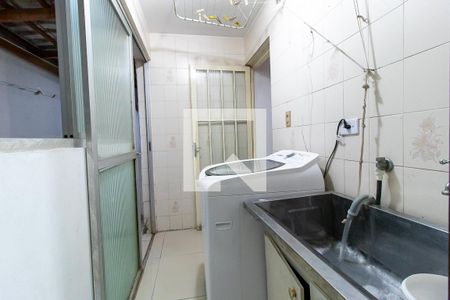 Casa para alugar com 180m², 4 quartos e 1 vagaÁrea de Serviço