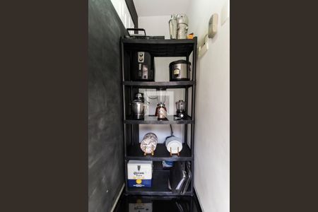 Casa à venda com 250m², 2 quartos e 4 vagas Casa à venda com 250m², 2 quartos e 4 vagasCozinha