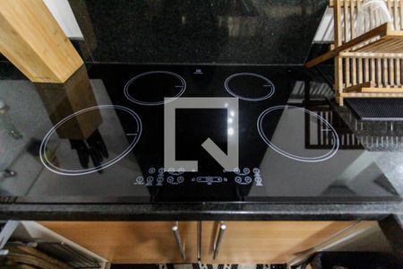 Casa à venda com 250m², 2 quartos e 4 vagas Casa à venda com 250m², 2 quartos e 4 vagasCozinha