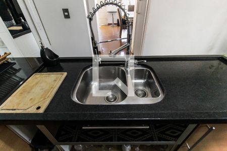 Casa à venda com 250m², 2 quartos e 4 vagas Casa à venda com 250m², 2 quartos e 4 vagasCozinha