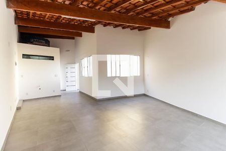 Casa à venda com 250m², 2 quartos e 4 vagas Casa à venda com 250m², 2 quartos e 4 vagasSalão