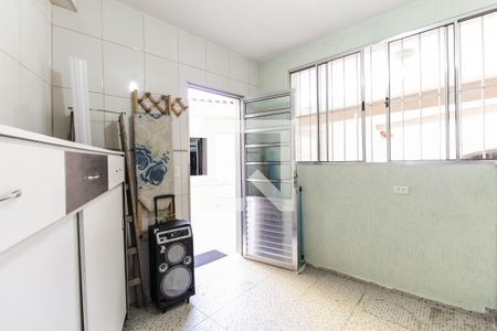 Casa à venda com 250m², 2 quartos e 4 vagas Casa à venda com 250m², 2 quartos e 4 vagasÁrea de Serviço