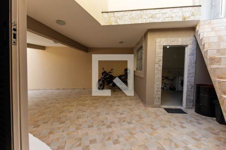 Casa à venda com 250m², 2 quartos e 4 vagas Casa à venda com 250m², 2 quartos e 4 vagasVista da Suíte