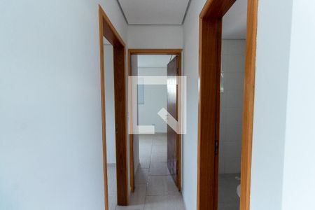 Corredor de apartamento à venda com 2 quartos, 45m² em Vila Nhocuné, São Paulo