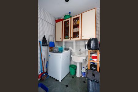 Apartamento à venda com 147m², 3 quartos e 2 vagasÁrea de Serviço