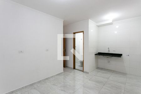 Sala e Cozinha de apartamento para alugar com 1 quarto, 39m² em Vila Ré, São Paulo