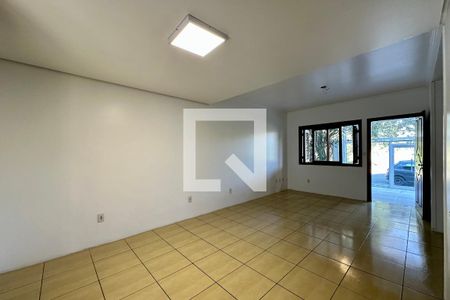 Sala de casa à venda com 4 quartos, 140m² em Hípica, Porto Alegre