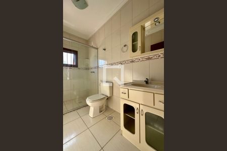 Casa à venda com 140m², 4 quartos e 2 vagasBanheiro Social