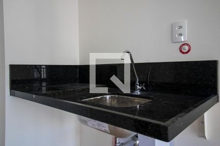 Cozinha de kitnet/studio à venda com 1 quarto, 25m² em Pompeia, São Paulo