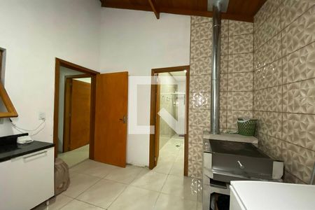 Casa para alugar com 80m², 3 quartos e 1 vagaÁrea de Serviço