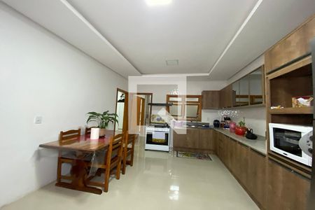 Casa para alugar com 80m², 3 quartos e 1 vagaCozinha