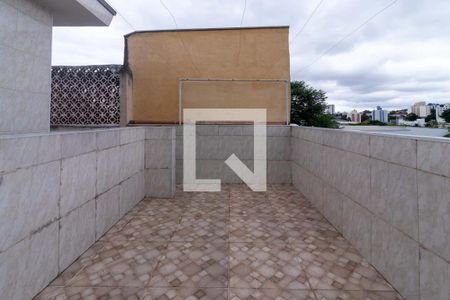 Casa à venda com 150m², 3 quartos e 2 vagas Casa à venda com 150m², 3 quartos e 2 vagasQuintal