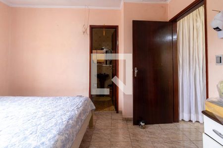 Casa à venda com 150m², 3 quartos e 2 vagas Casa à venda com 150m², 3 quartos e 2 vagasQuarto Suíte 2