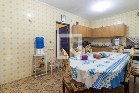 Casa à venda com 150m², 3 quartos e 2 vagas Casa à venda com 150m², 3 quartos e 2 vagasCozinha