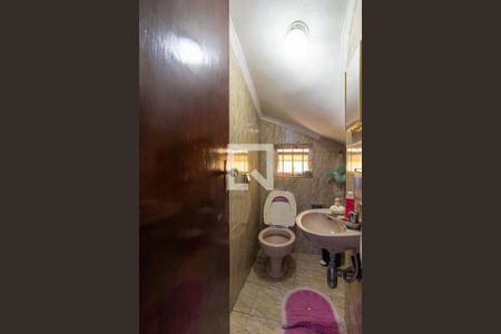 Casa à venda com 150m², 3 quartos e 2 vagas Casa à venda com 150m², 3 quartos e 2 vagasLavabo